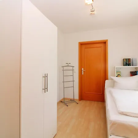 Haus Triton 6 Apartment *